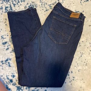Levi Denizen Straight Leg Dark Wash Jean 34x32 / 18